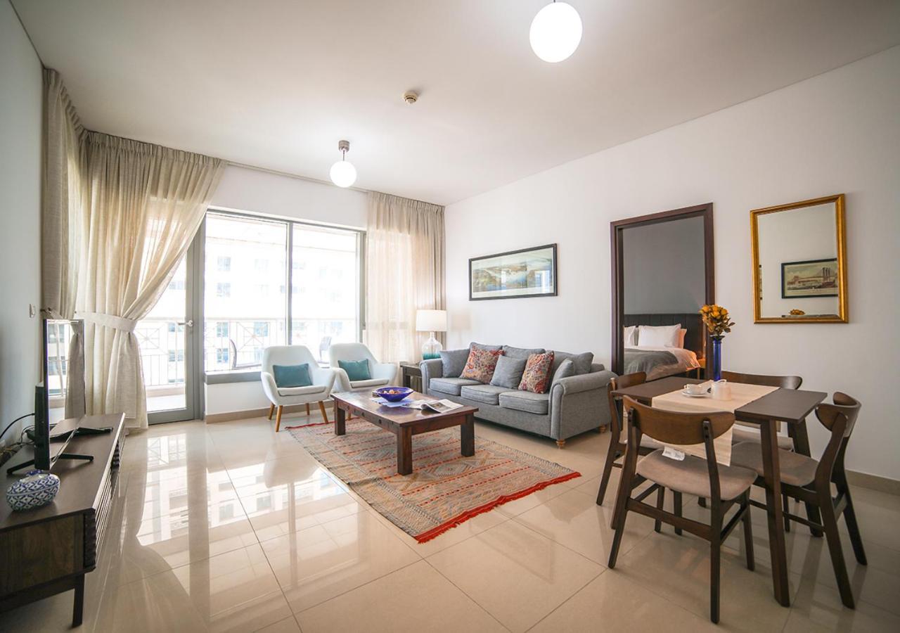 Nasma Luxury Stays - Fancy Apartment With Balcony Near Burj Khalifa 迪拜 外观 照片