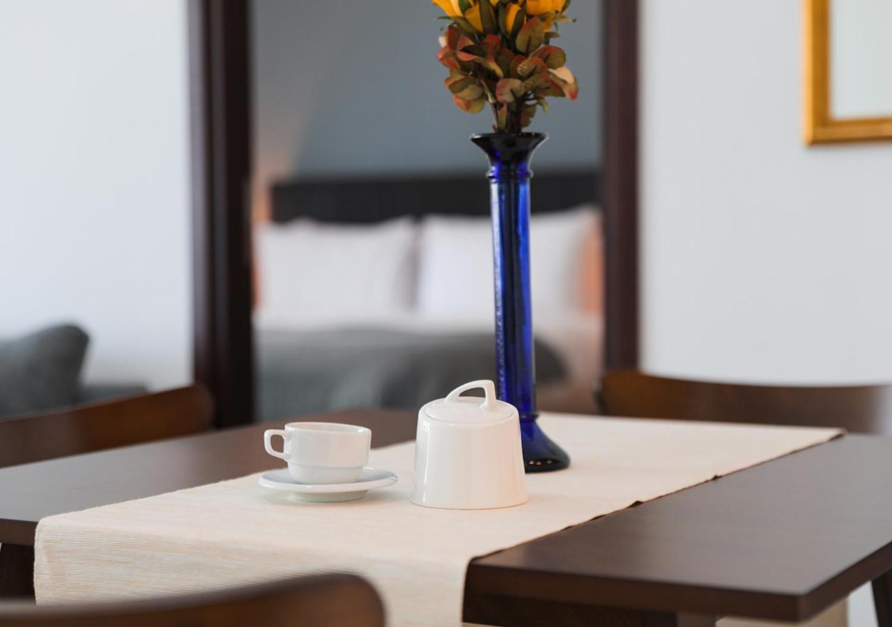 Nasma Luxury Stays - Fancy Apartment With Balcony Near Burj Khalifa 迪拜 外观 照片