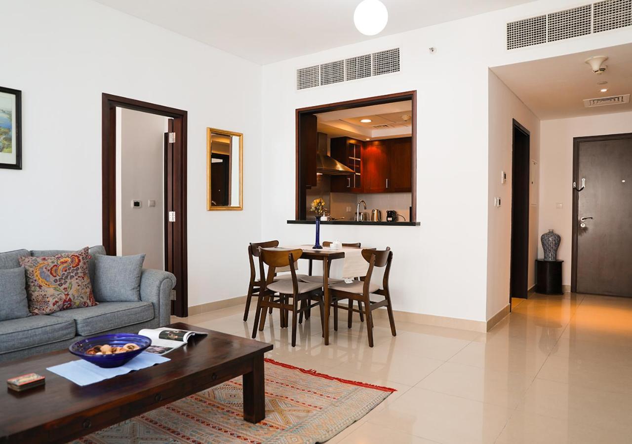 Nasma Luxury Stays - Fancy Apartment With Balcony Near Burj Khalifa 迪拜 外观 照片