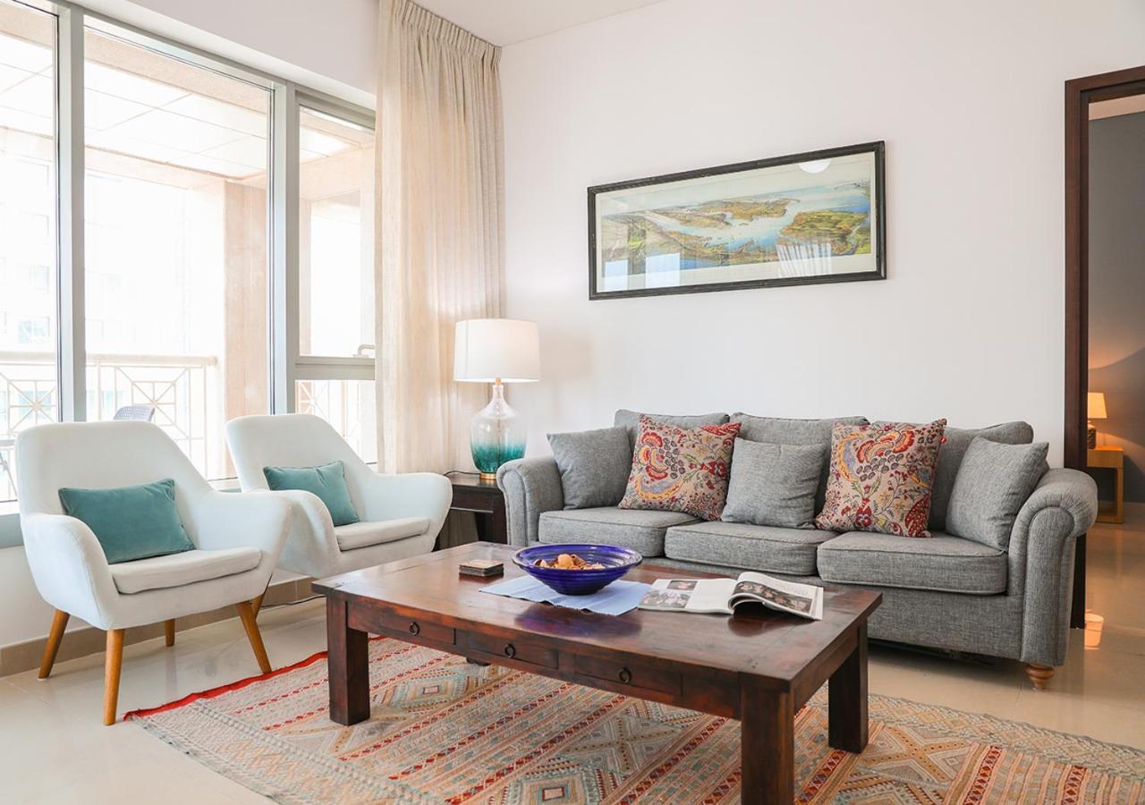 Nasma Luxury Stays - Fancy Apartment With Balcony Near Burj Khalifa 迪拜 外观 照片