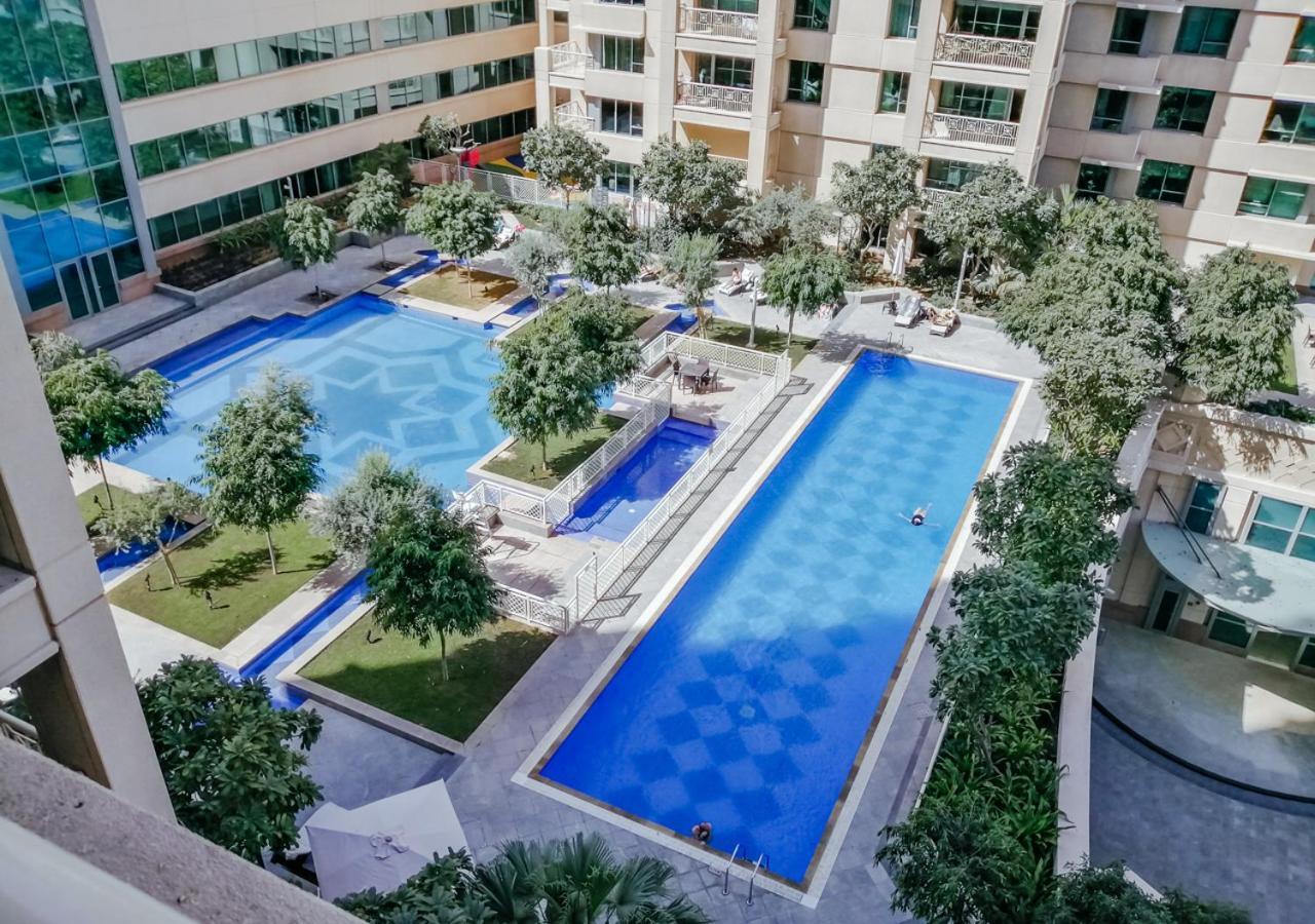 Nasma Luxury Stays - Fancy Apartment With Balcony Near Burj Khalifa 迪拜 外观 照片